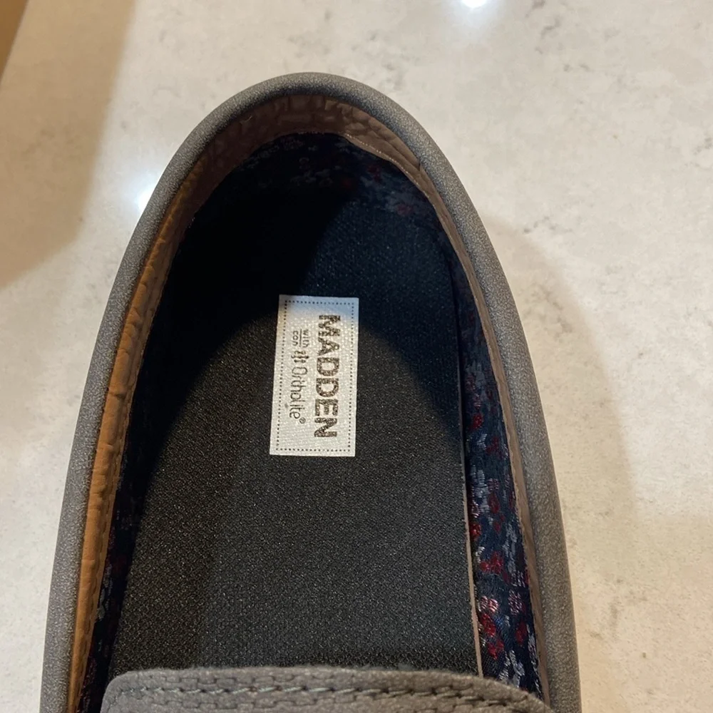 Steve Madden nwb steve